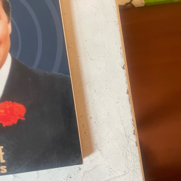 Patrick Macnee autograph - Picture 8 of 11